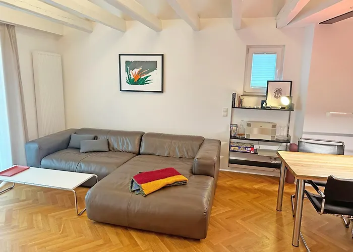Klimatisierte Wohnung Mit Grosser Terrasse