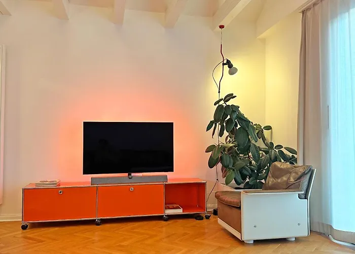 Klimatisierte Wohnung Mit Grosser Terrasse