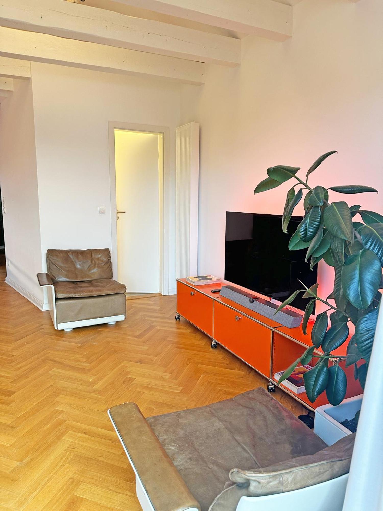 Klimatisierte Mit Grosser Terrasse Apartment
